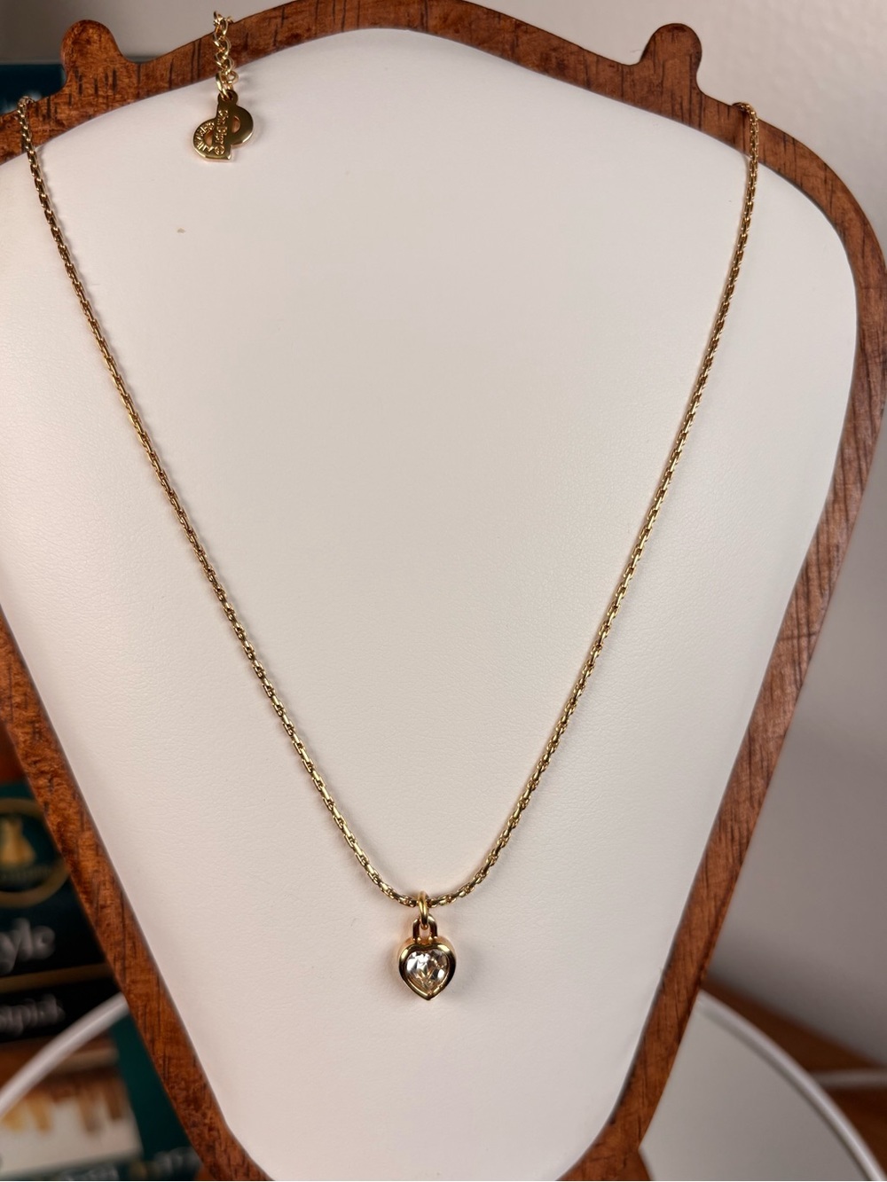 CHRISTIAN DIOR - Vintage CD Gold-Tone Crystal Heart Pendant Necklace